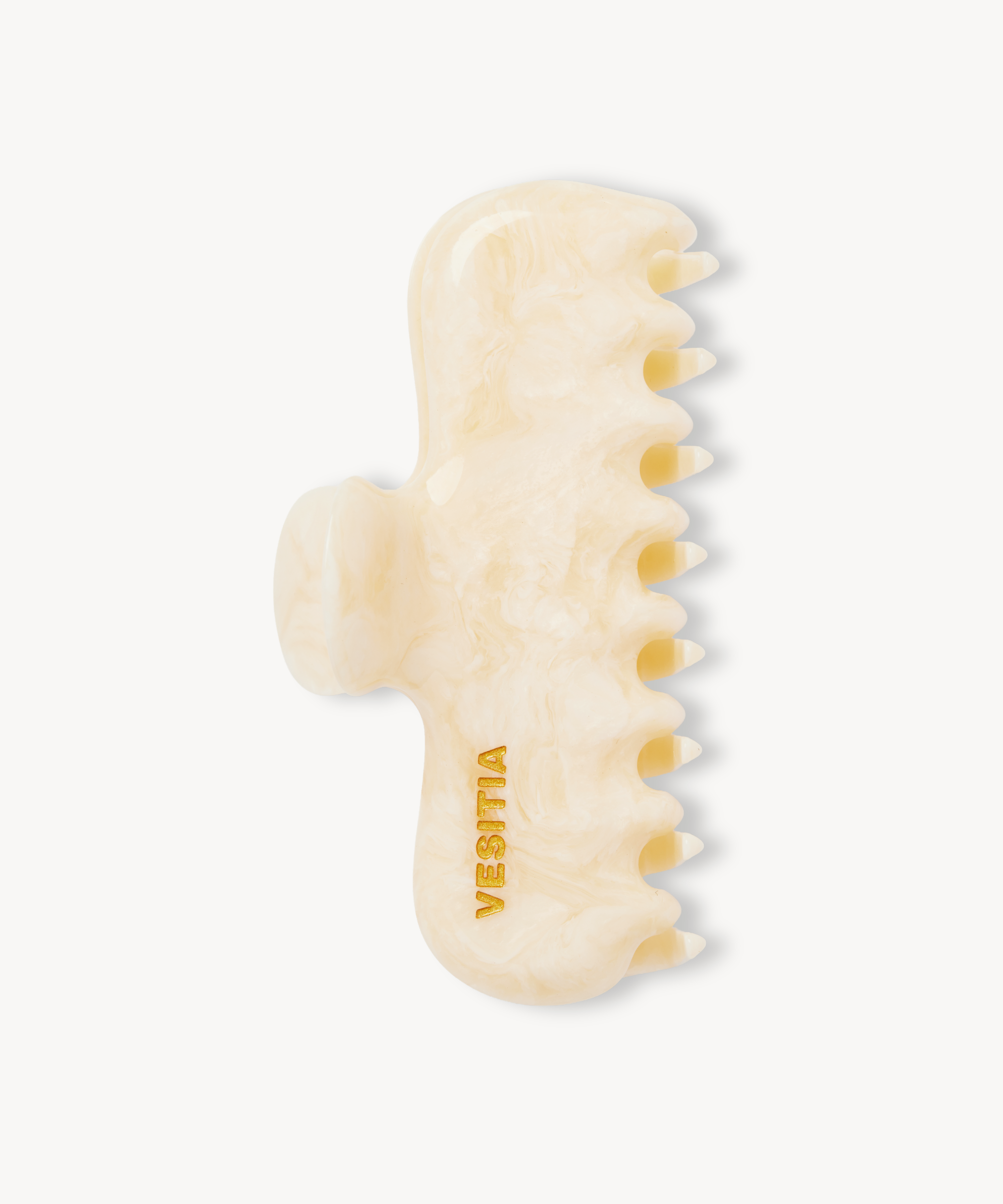 The VESITIA Maison Jumbo Claw Clip in Buttercream placed on a clean white background.