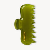 The VESITIA Maison Jumbo Claw Clip in Verde placed on a clean white background.